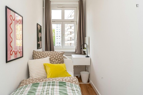 Cute single bedroom in Friedrichshain