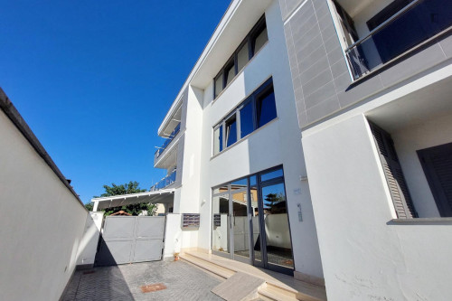 One-Bedroom Apartment - Fiumicino