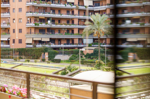 Lovely Apartment in Fiera Roma 