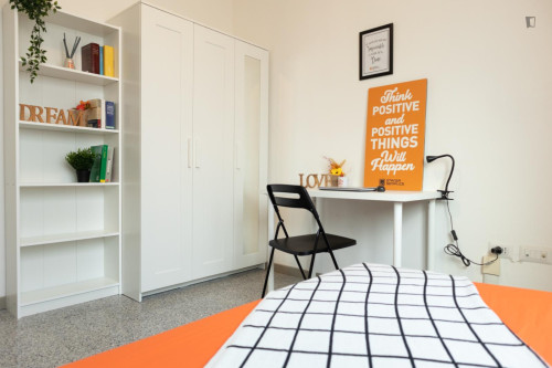 Very nice single bedroom in the centre of Cagliari