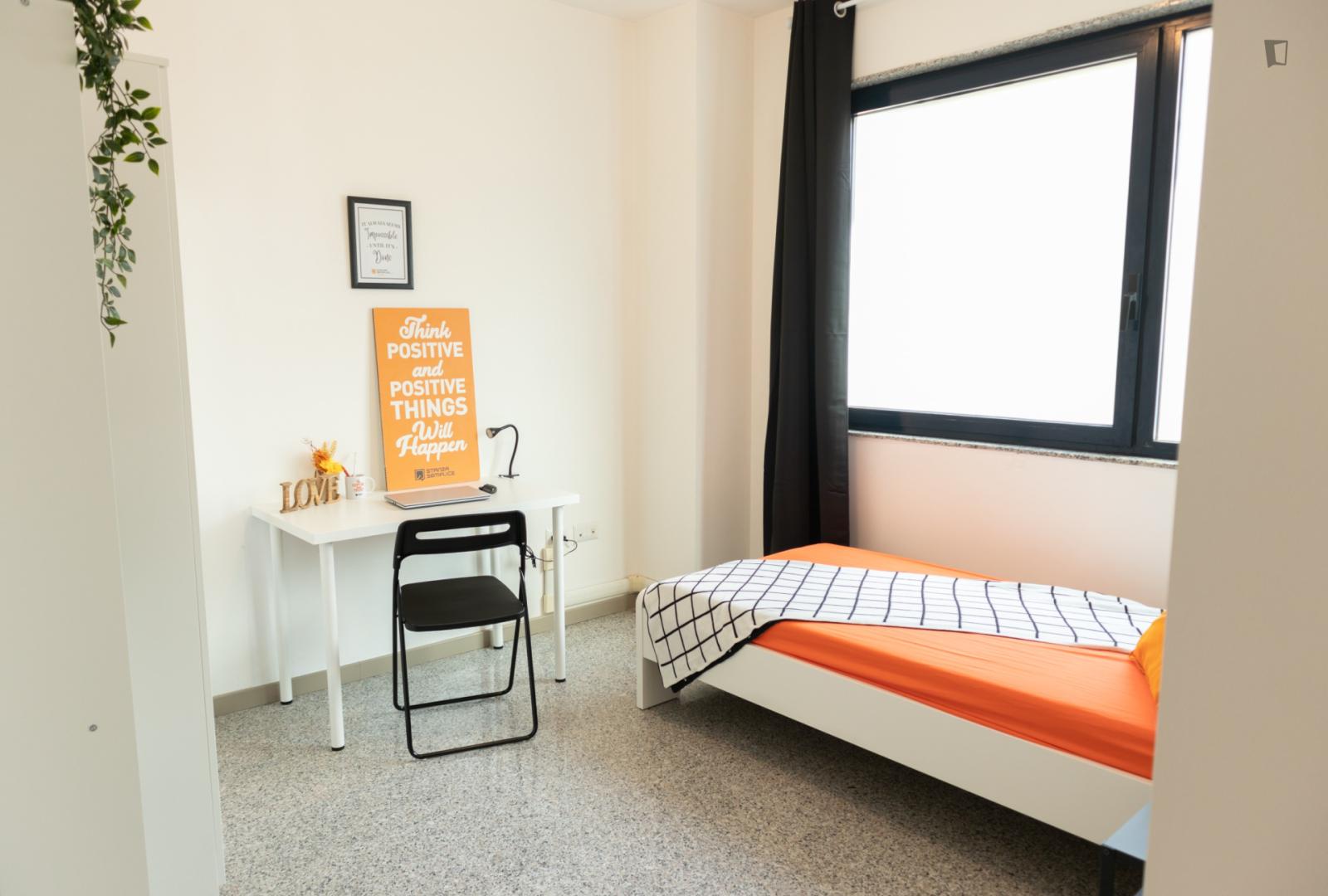  Very Nice Single Bedroom In The Centre Of Cagliari  -  Very nice single bedroom in the centre of Cagliari  - Gallery -  1