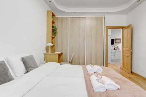 Voltaire Suite: Opulence in the heart of Paris