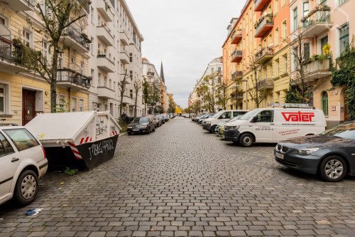 Beautiful 1-room apartment in Prenzlauer Berg with fiber optic internet
