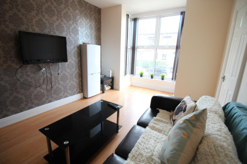 7-trelawn-street-leeds-7939935120260207053135AM