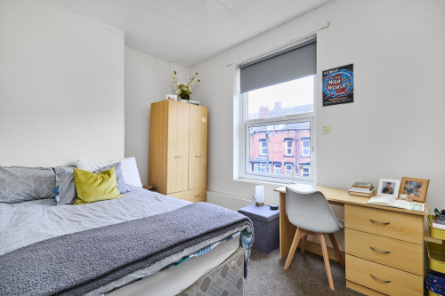 14-trelawn-avenue-leeds-128258925220260214062531AM
