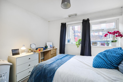 14-trelawn-avenue-leeds-198180043120260214062532AM