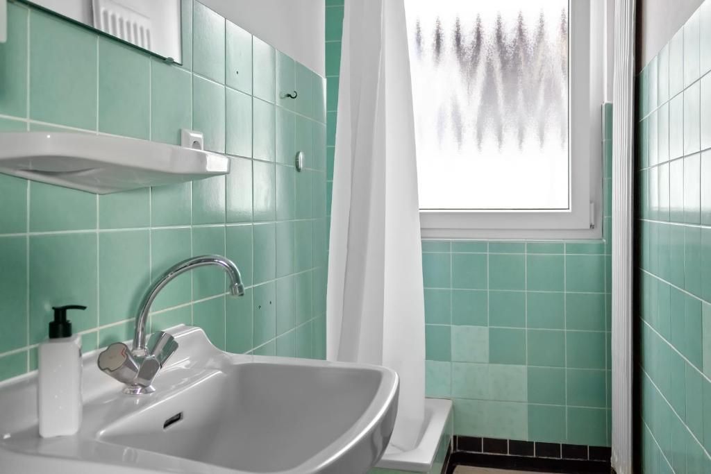  Single Room  -  Perfect and charming room near Cologne  - Gallery -  4
