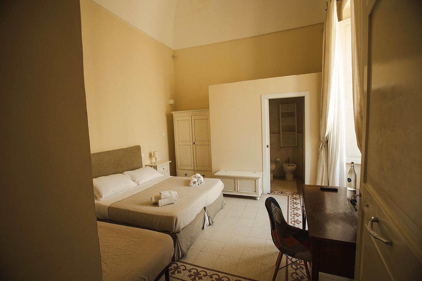 Triple Room With Balcony - 9