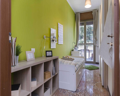 Very nice single bedroom in the heart of Bologna