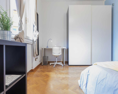 Neat double bedroom near Università di Bologna