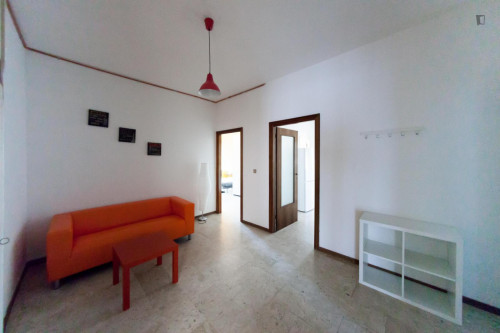 Big single bedroom in the Mazzini neighbourhood  - Gallery -  5