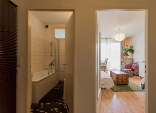 Sonnige ruhige & moderne Wohnung in Wilmersdorf