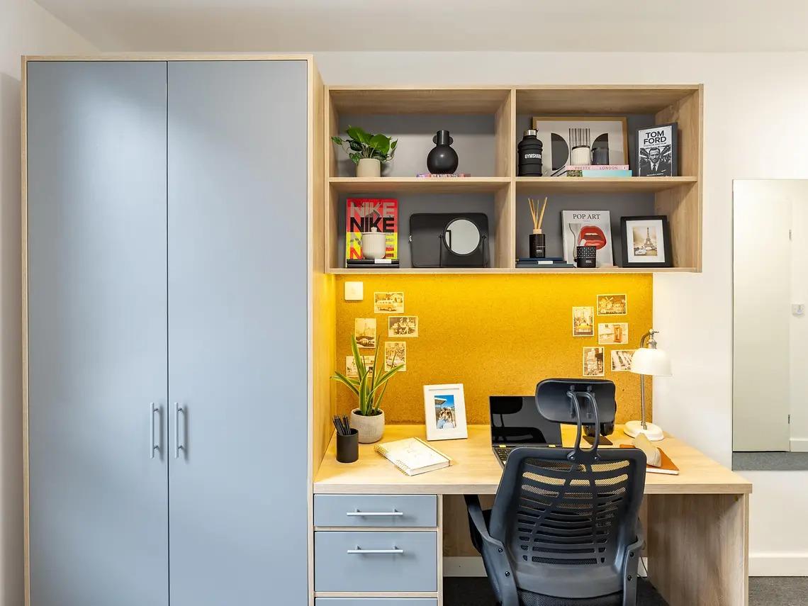 Globe Works - Gallery - 27