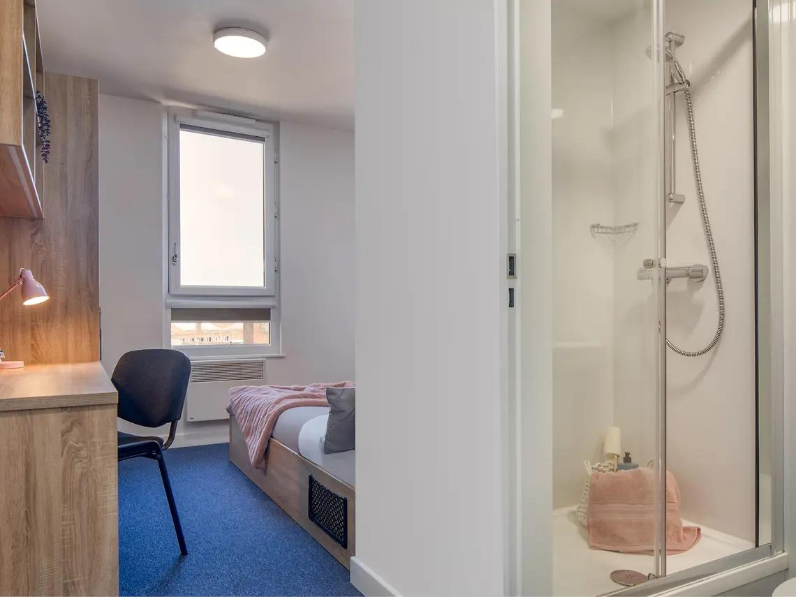 Premium En-Suite - 4