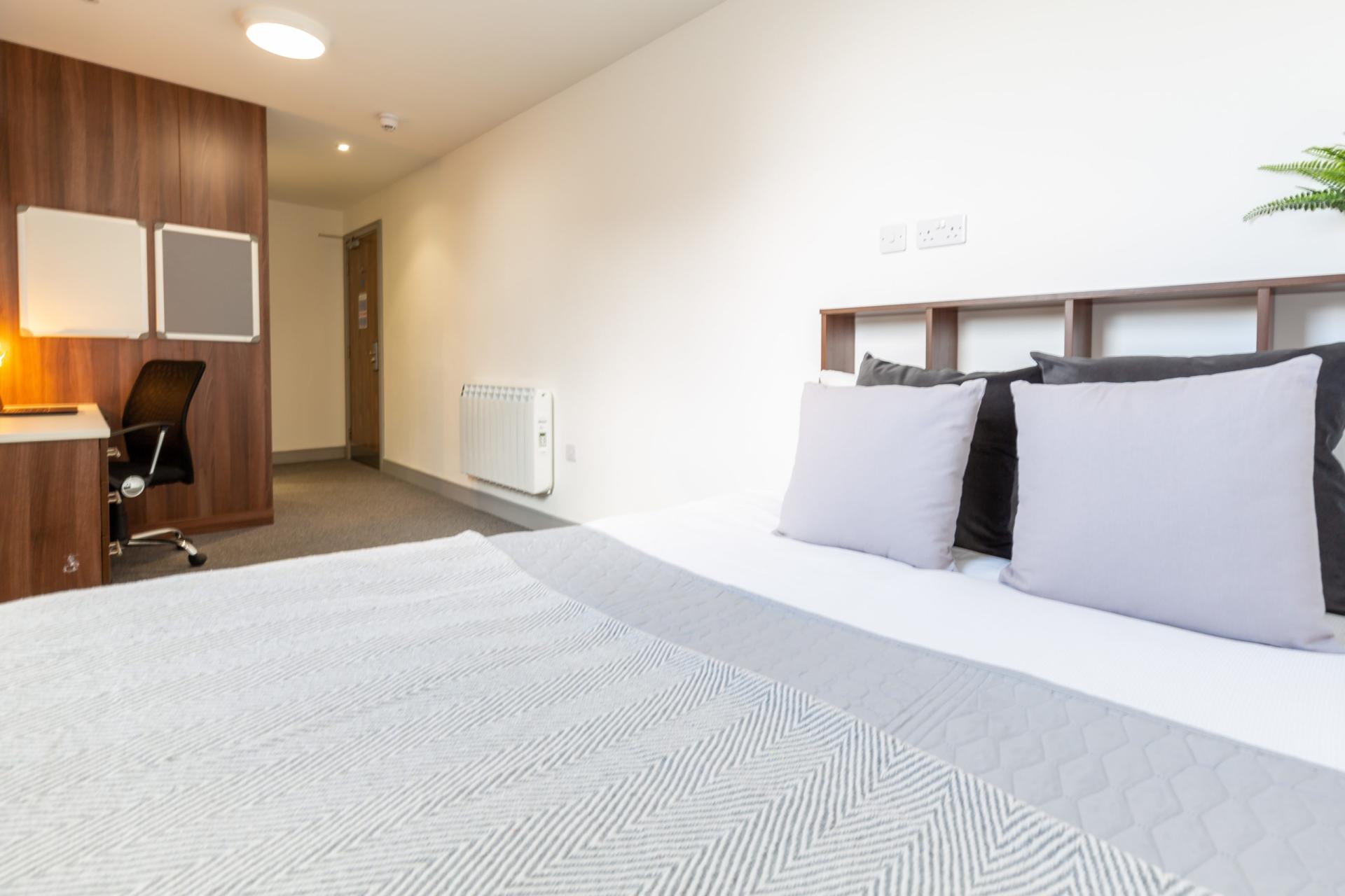 Premium En-Suite - 2