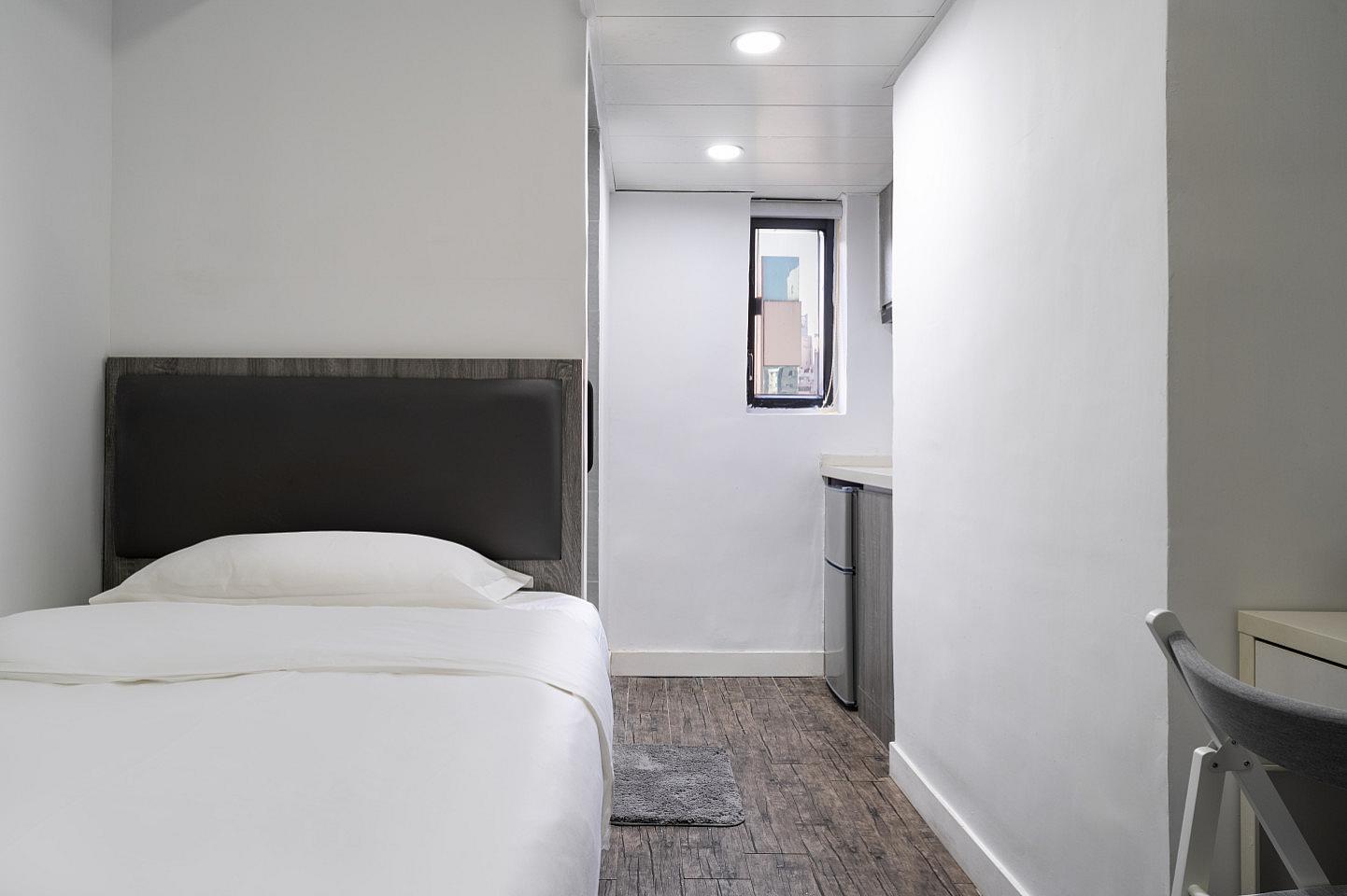  Private Studio A1  -  Stylish Coliving Experience in Yau Ma Tei with Modern Amenities Apartment  - Gallery -  9
