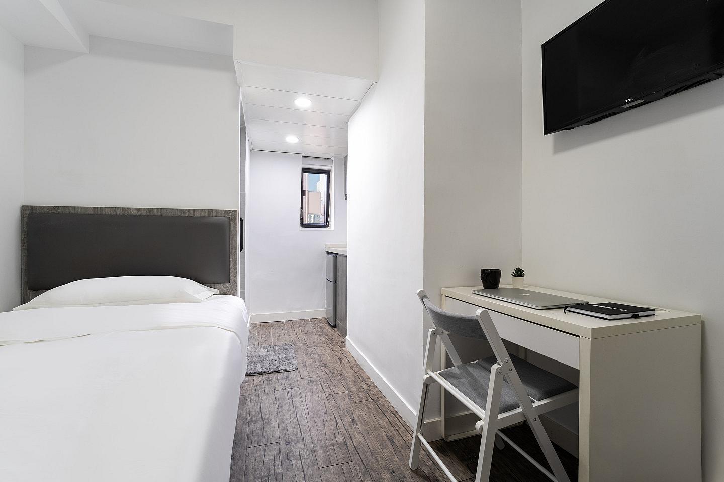  Private Studio A1  -  Stylish Coliving Experience in Yau Ma Tei with Modern Amenities Apartment  - Gallery -  8