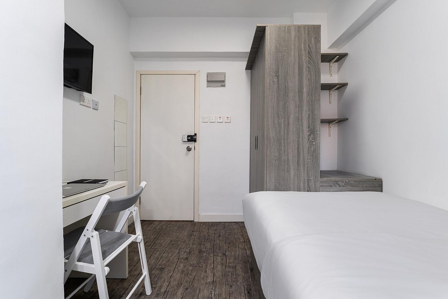  Private Studio A1  -  Stylish Coliving Experience in Yau Ma Tei with Modern Amenities Apartment  - Gallery -  11