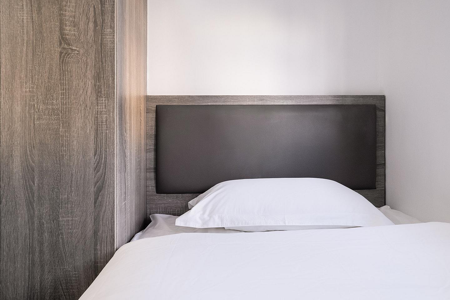  Private Studio B2  -  Stylish Coliving Experience in Yau Ma Tei with Modern Amenities Apartment  - Gallery -  10
