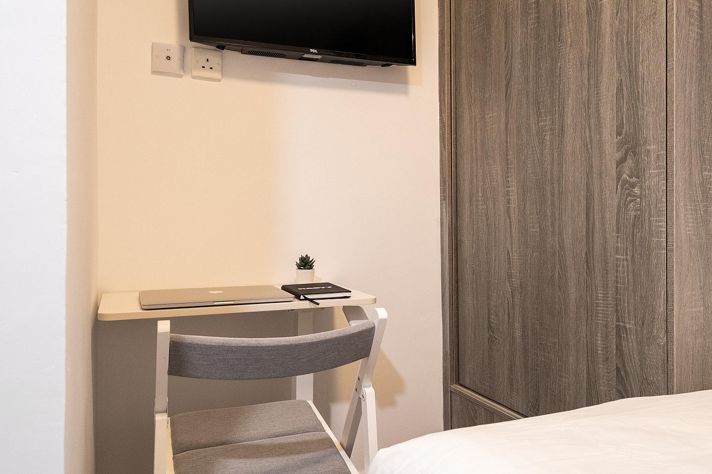  Private Studio B4  -  Stylish Coliving Experience in Yau Ma Tei with Modern Amenities Apartment  - Gallery -  11