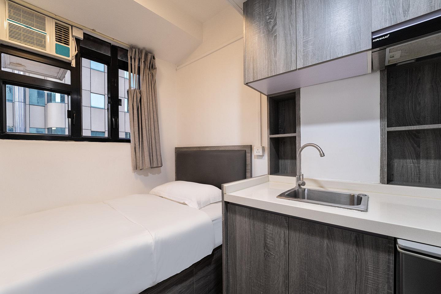  Private Studio B4  -  Stylish Coliving Experience in Yau Ma Tei with Modern Amenities Apartment  - Gallery -  1