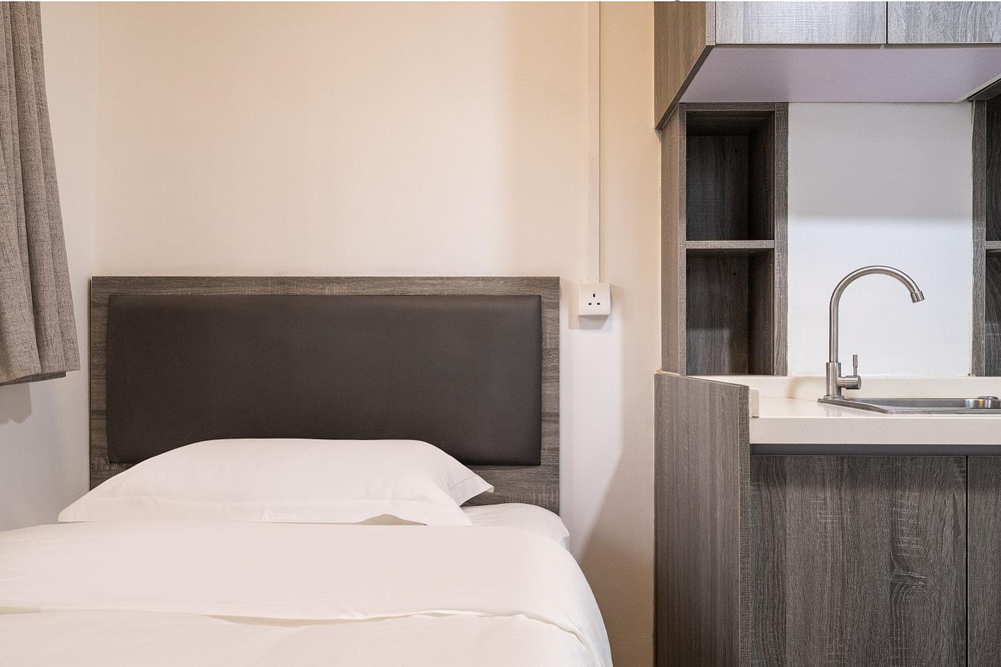  Private Studio B4  -  Stylish Coliving Experience in Yau Ma Tei with Modern Amenities Apartment  - Gallery -  2