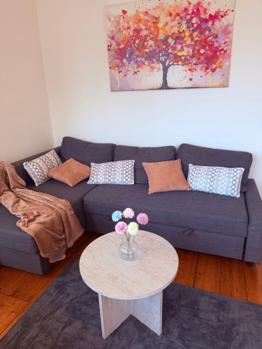 Liebevoll renovierte Altbauwohnung mit Gartenbereich