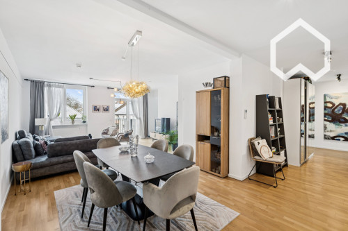 Fully Furnished 3-Room Apartment with Skyline View & 2 Home-Office Spaces – Central Frankfurt - Gallery - 7