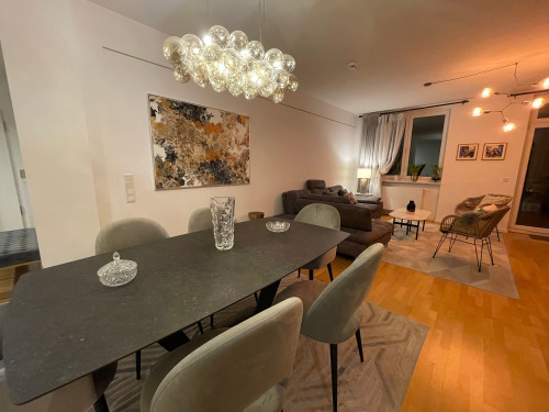 Fully Furnished 3-Room Apartment with Skyline View & 2 Home-Office Spaces – Central Frankfurt - Gallery - 28