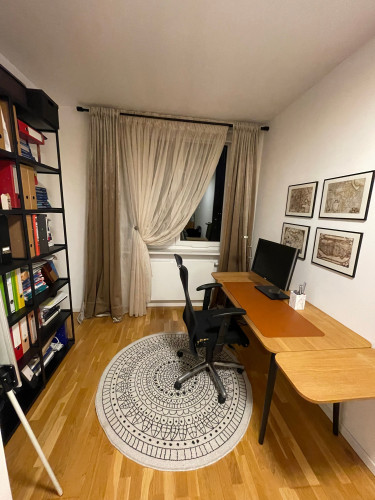 Fully Furnished 3-Room Apartment with Skyline View & 2 Home-Office Spaces – Central Frankfurt - Gallery - 40
