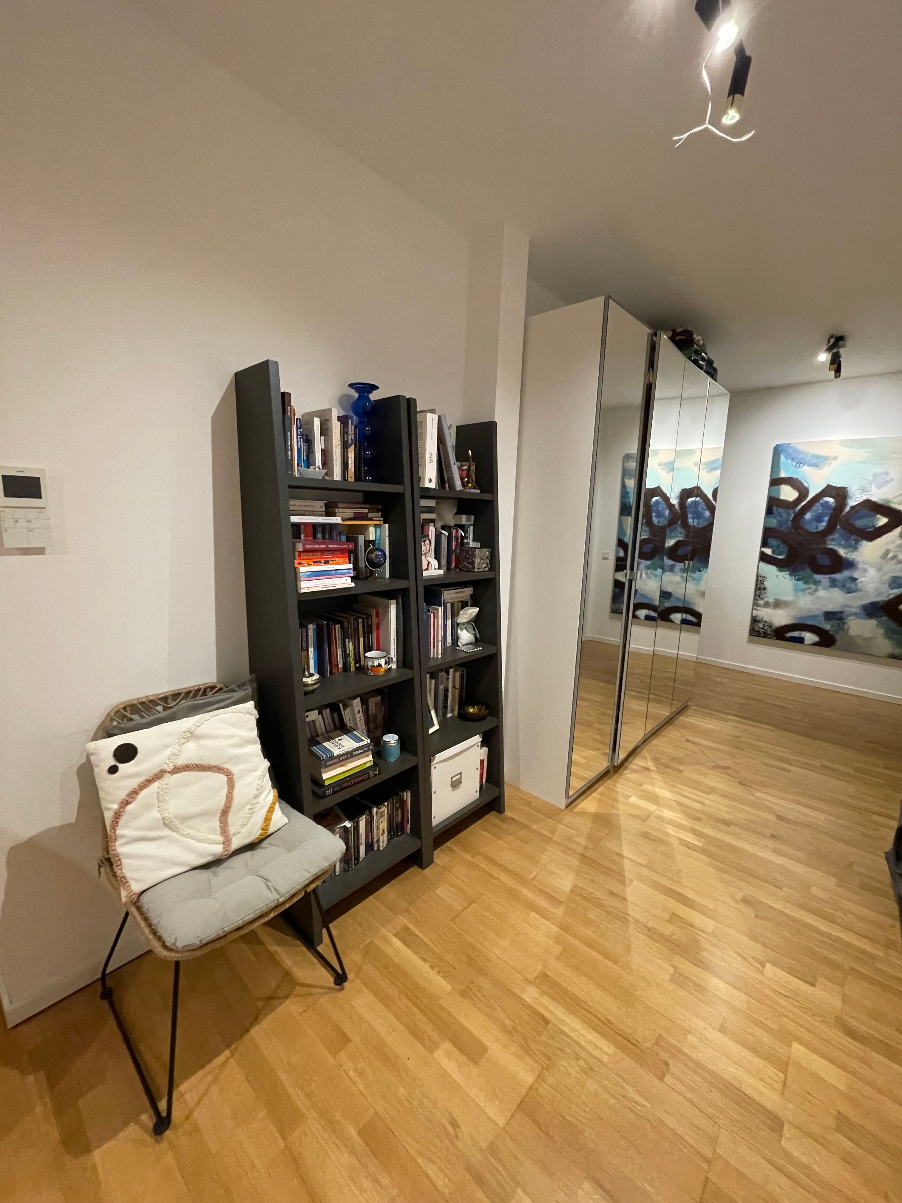 Fully Furnished 3-Room Apartment With Skyline View & 2 Home-Office Spaces – Central Frankfurt - 16