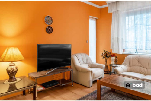 Room in Muschelkalkweg, Berlin for 80 m² with 2 bedrooms