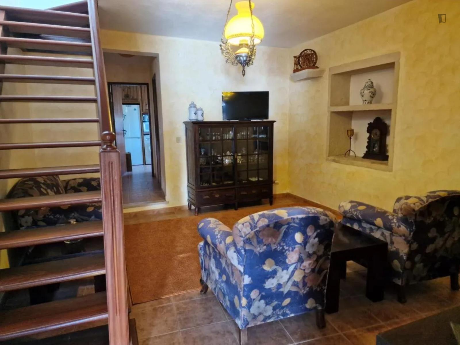  Tempting 2 Bedroom House With Outside Area Close To Nabão River  -  Tempting 2 Bedroom House with outside area close to Nabão River  - Gallery -  1