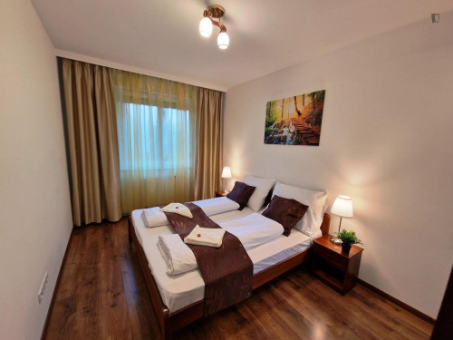 FULLY EQUIPPED, JUST MOVE IN AND RELAX!
