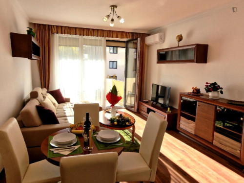 FULLY EQUIPPED, JUST MOVE IN AND RELAX! - Gallery - 6