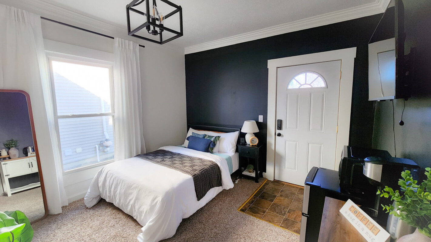 Luxury Private Room (Full Room) - 1
