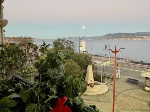 Camera Paradiso fronte mare 