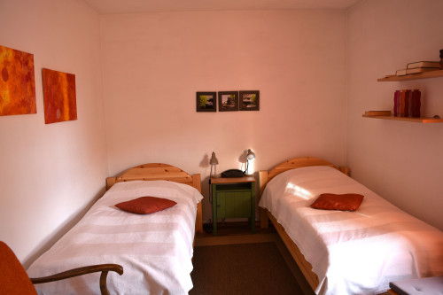 Cozy ground-floor apartment with patio