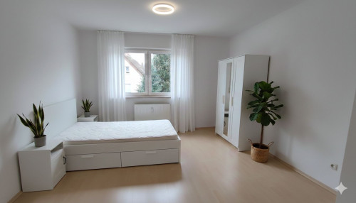 Bright 3-room apartment with balcony and elevator in central Göppingen