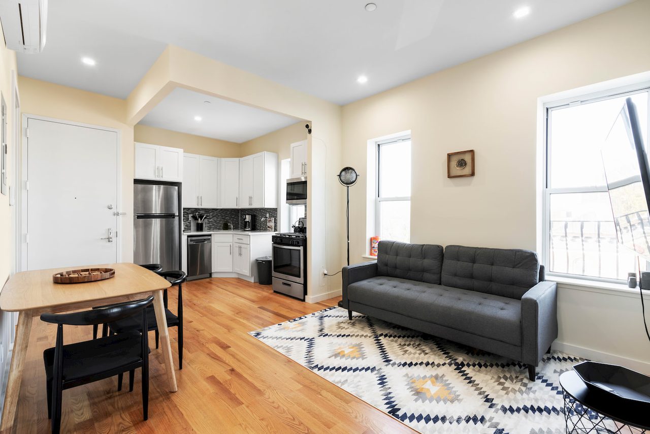 Brand Private ROOM In Bedford-Stuyvesant: Bedford-Stuyvesant - Brand Private ROOM In Bedford-Stuyves - 4