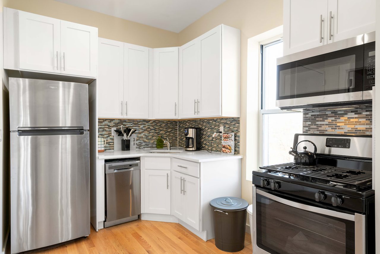 Brand Private ROOM In Bedford-Stuyvesant: Bedford-Stuyvesant - Brand Private ROOM In Bedford-Stuyves - 2