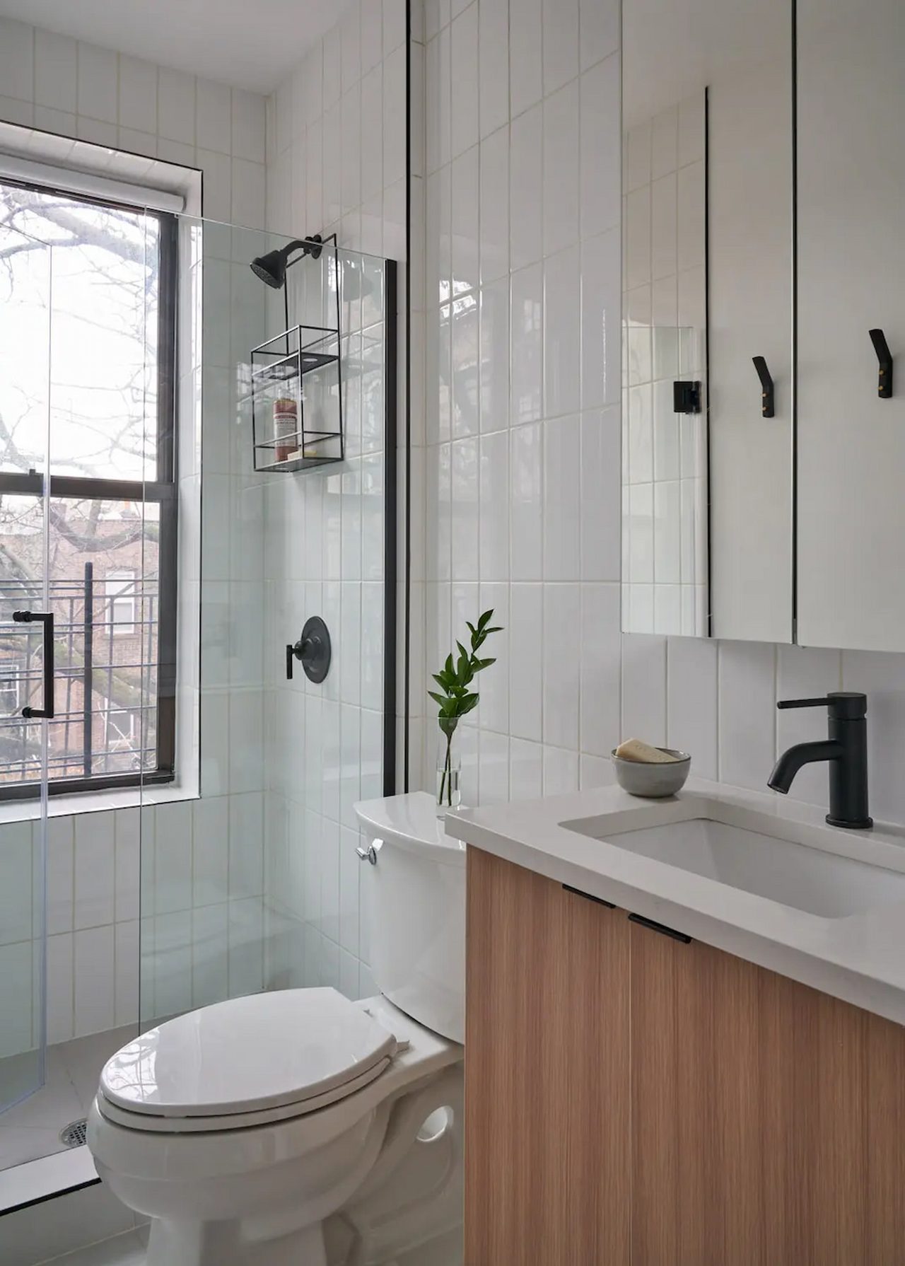 Tranquil ROOM At The Brower House: Crown Heights - Tranquil ROOM At The Brower House - Tranquil ROOM at The Brower House: Crown Heights - Gallery - 7