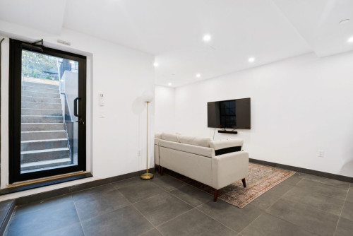 Stylish Private ROOM in Bed-Stuy: Bedford-Stuyvesant  - Gallery -  2