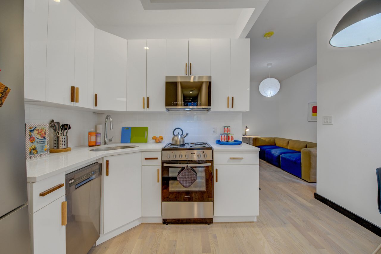  Welcoming ROOM At The Maison Suydam: Bushwick - Welcoming ROOM At The Maison Suydam  -  Welcoming ROOM at The Maison Suydam: Bushwick  - Gallery -  20