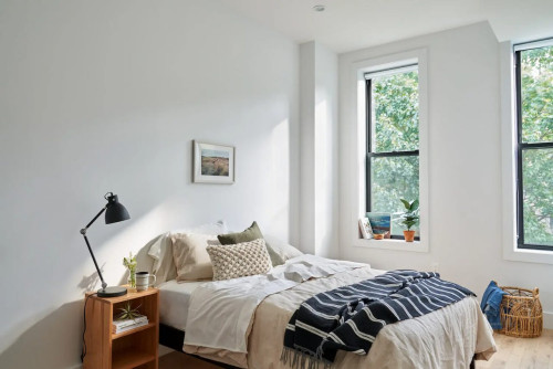 Contemporary ROOM at The Hancock House: Ocean Hill - Gallery - 27