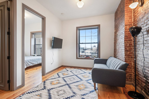 Trendy Private ROOM in Harlem: Harlem  - Gallery -  5