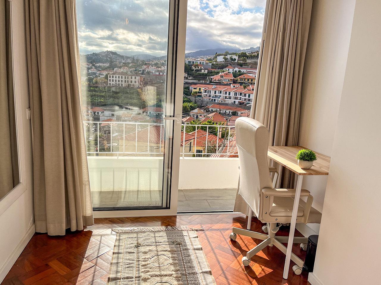 Private Double Room (Suite) With TV & Mountain/Sea View Balcony - 12