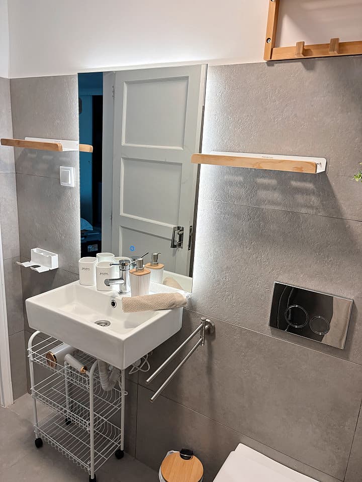 Private Double Room (entire Floor) With Terrace - 3