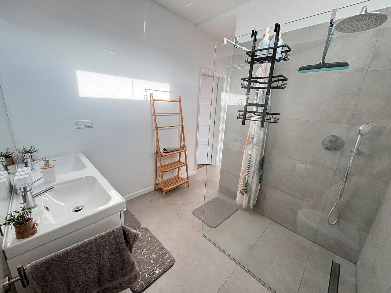 Private Double Room - 4