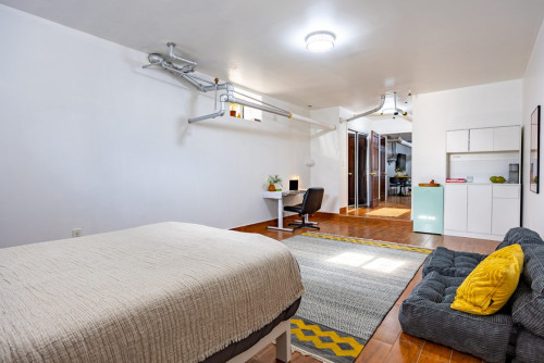 Welcoming ROOM at The Parkside House: Harlem